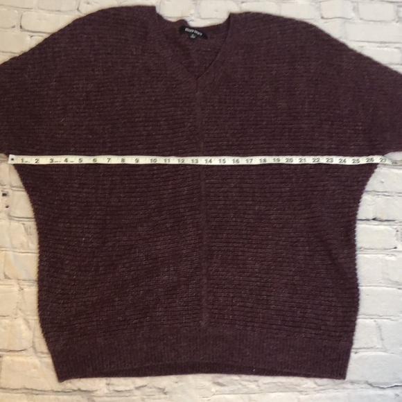 Ellen Tracy Oversize Knit Sweater Size: L - Picture 9 of 10
